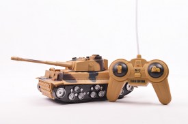 Tanque a radio control recargable (2).jpg